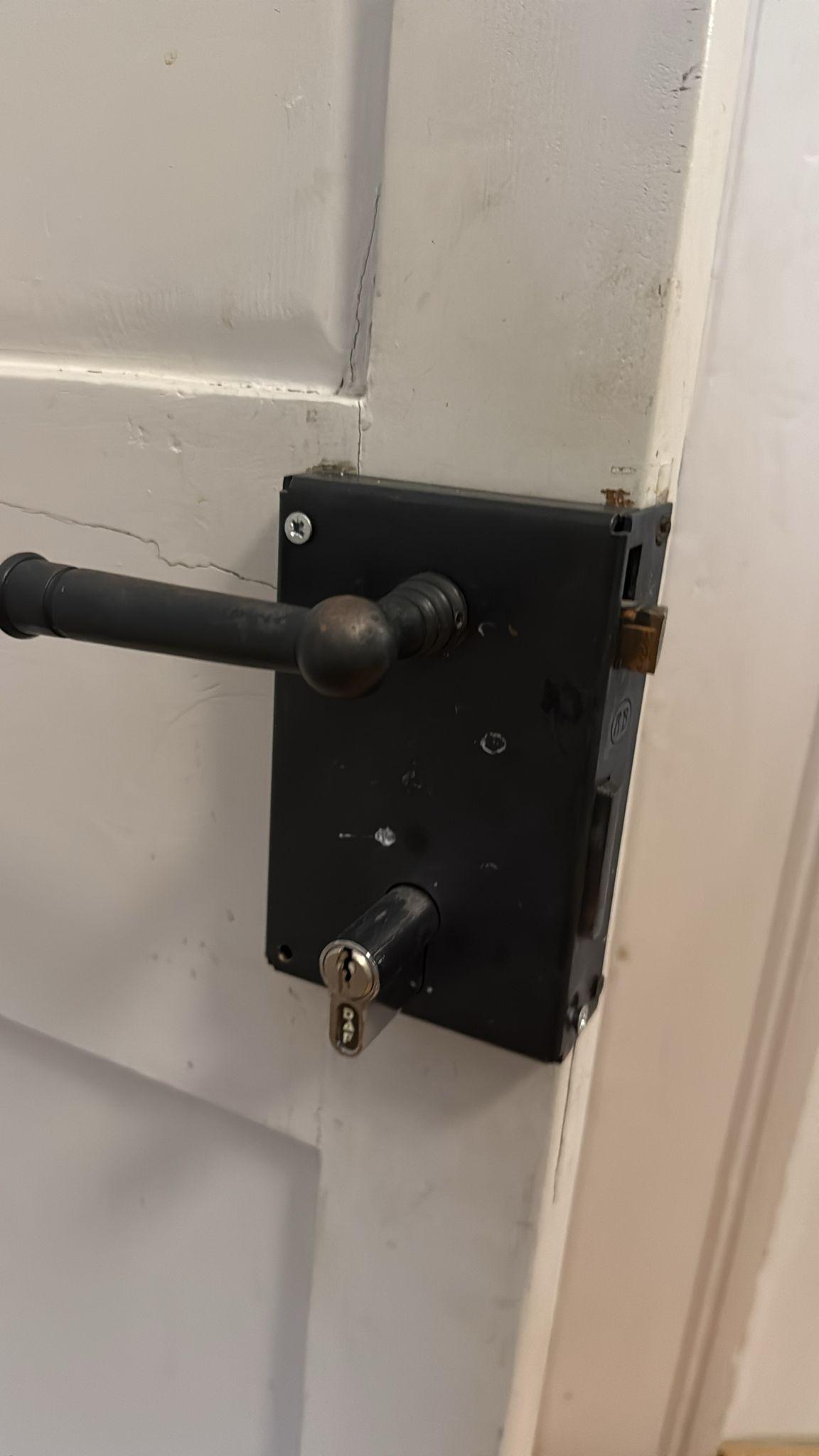 Güzelbahçe Kasa Çilingiri hizmeti